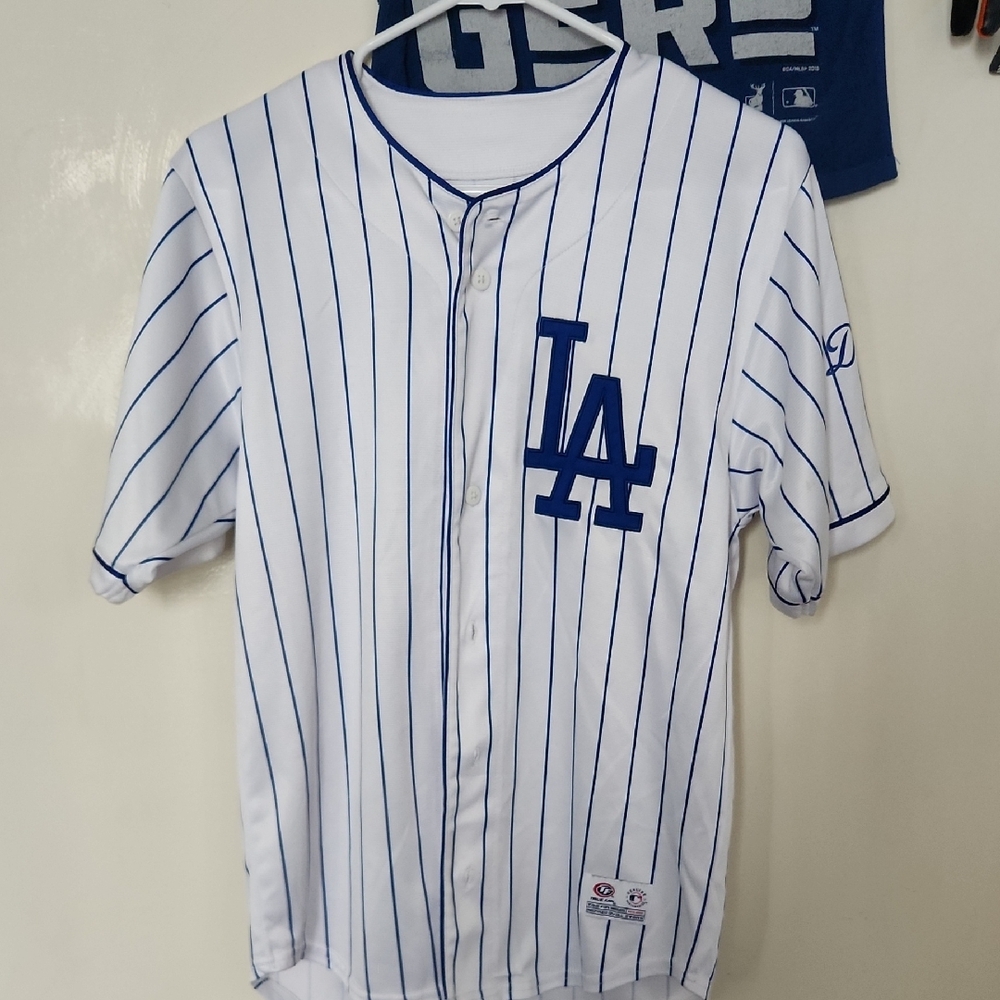 True Fan Dodgers Jersey